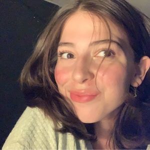 Meet your Posher, Eileen